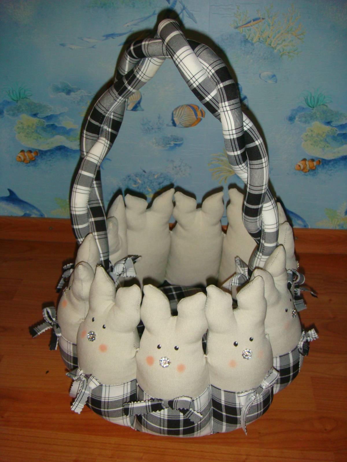 "ВЕСЁЛАЯ КОРЗИНКА."